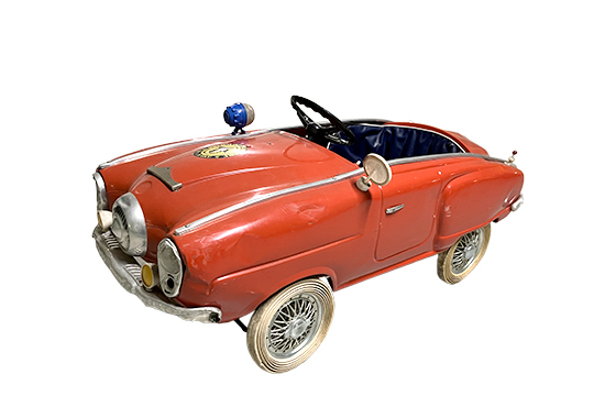 1 AUTOMOBILE PER BAMBINI IN METALLO COLORE ROSSO DIM. 110x45x45 CM