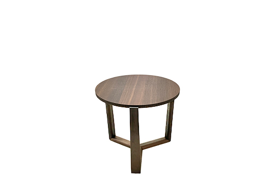 1 TAVOLINO ROTONDO IN LEGNO DIM. 45x52 CM