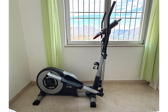 1 CROSS-TRAINER “KETTLER CONDOR” PER ALLENAMENTO AEROBICO DIM. 60x150x130 CM