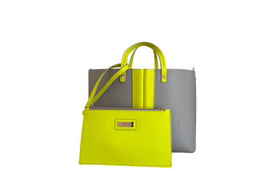 1 BORSA BORBONESE IN PELLE COLORE GRIGIO E GIALLO FLUO, DOPPI MANICI, PORTABILITÀ A MANO, CORREDATA DA POCHETTE RIMOVIBILE, PICCOLI SEGNI D'USURA DIM. 36x26x14 CM