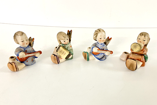 4 STATUETTE IN PORCELLANA “HUMMEL” “VINTAGE GOEBEL” DIM. 5 CM