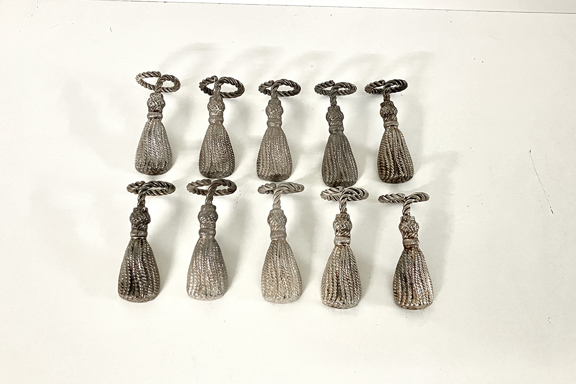10 PORTATOVAGLIOLI IN METALLO ARGENTATO DIM. 9x2 CM