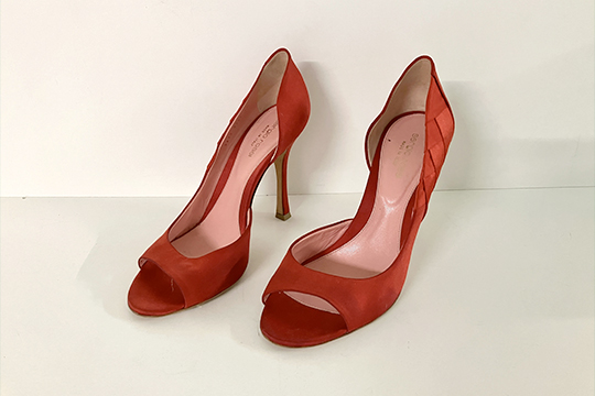 1 PAIO DI SCARPE SERGIO ROSSI IN PELLE E RASO, COLORE ROSSO, ALTEZZA 11 CM TAGLIA 40