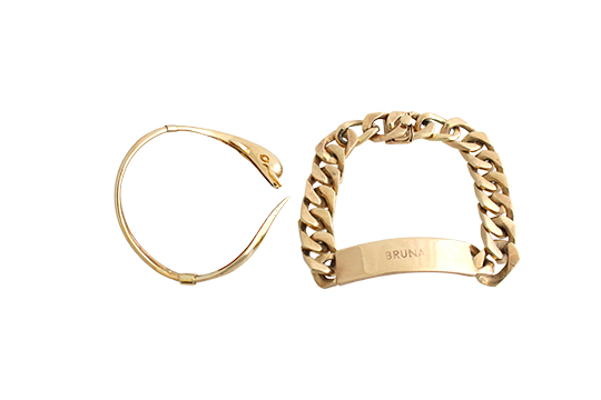 2 BRACCIALI IN O.G. 14 KR. GR. TOT. 87,90