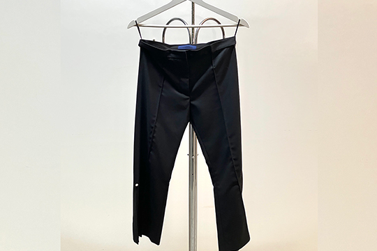1 PAIO DI PANTALONI DA DONNA “CHARON WAUCHOB” IN TESSUTO COLORE NERO MISURA 36