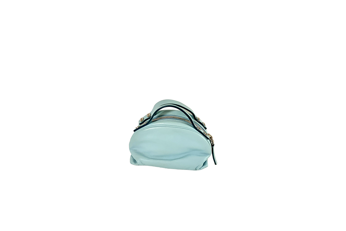 1 PICCOLA BORSA A MANO, BORBONESE, IN PELLE COLORE AZZURRO CHIARO, SEGNI D'USURA DIM. 18x11x10 CM