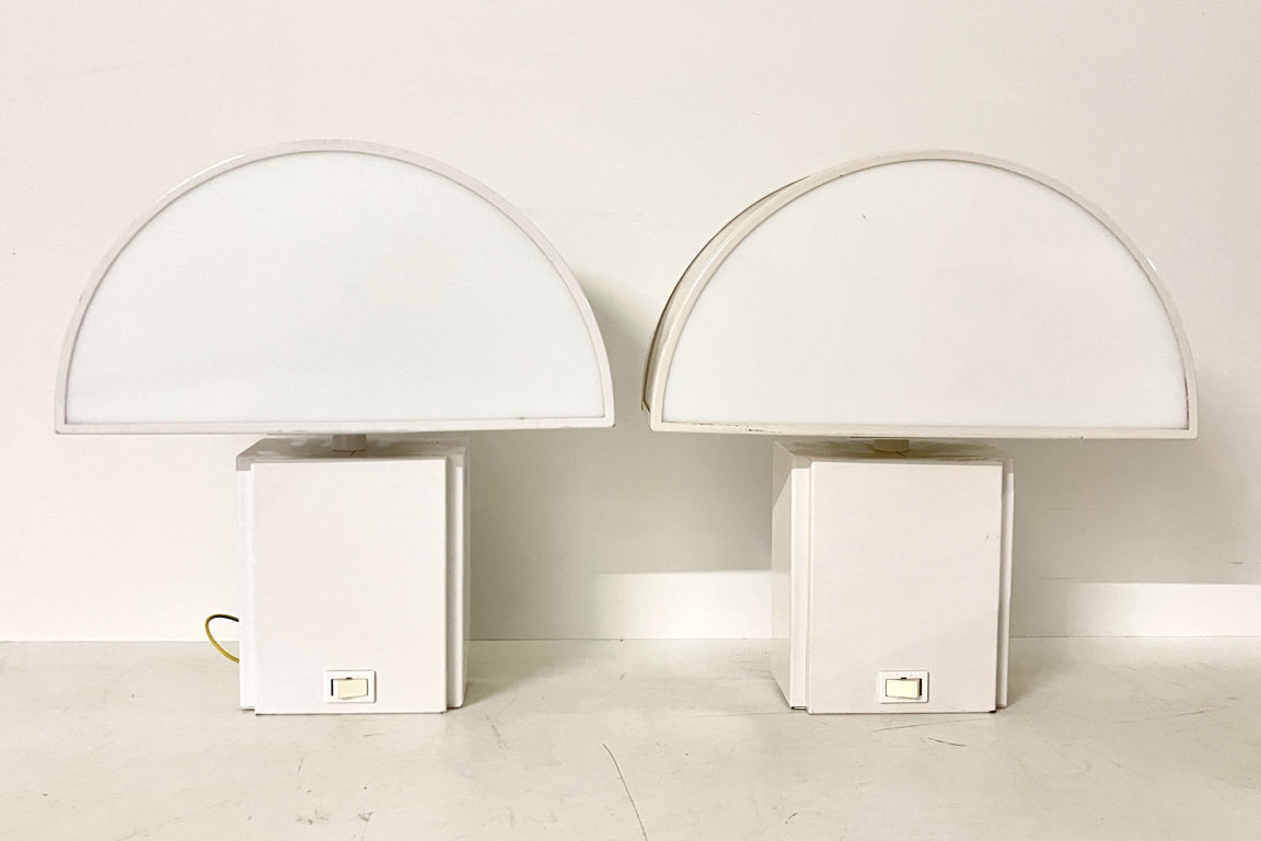 1 COPPIA DI APPLIQUE HARVEY GUZZINI MOD. OLYMPE A UNA FIAMMA IN METALLO E PLASTICA, PICCOLI DIFETTI DIM. 30x33x11 CM